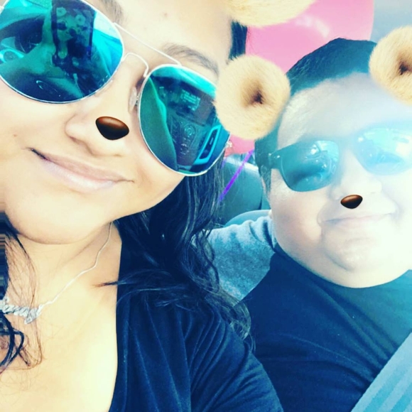 Meet your Posher, Saray - Picture 1 of 1